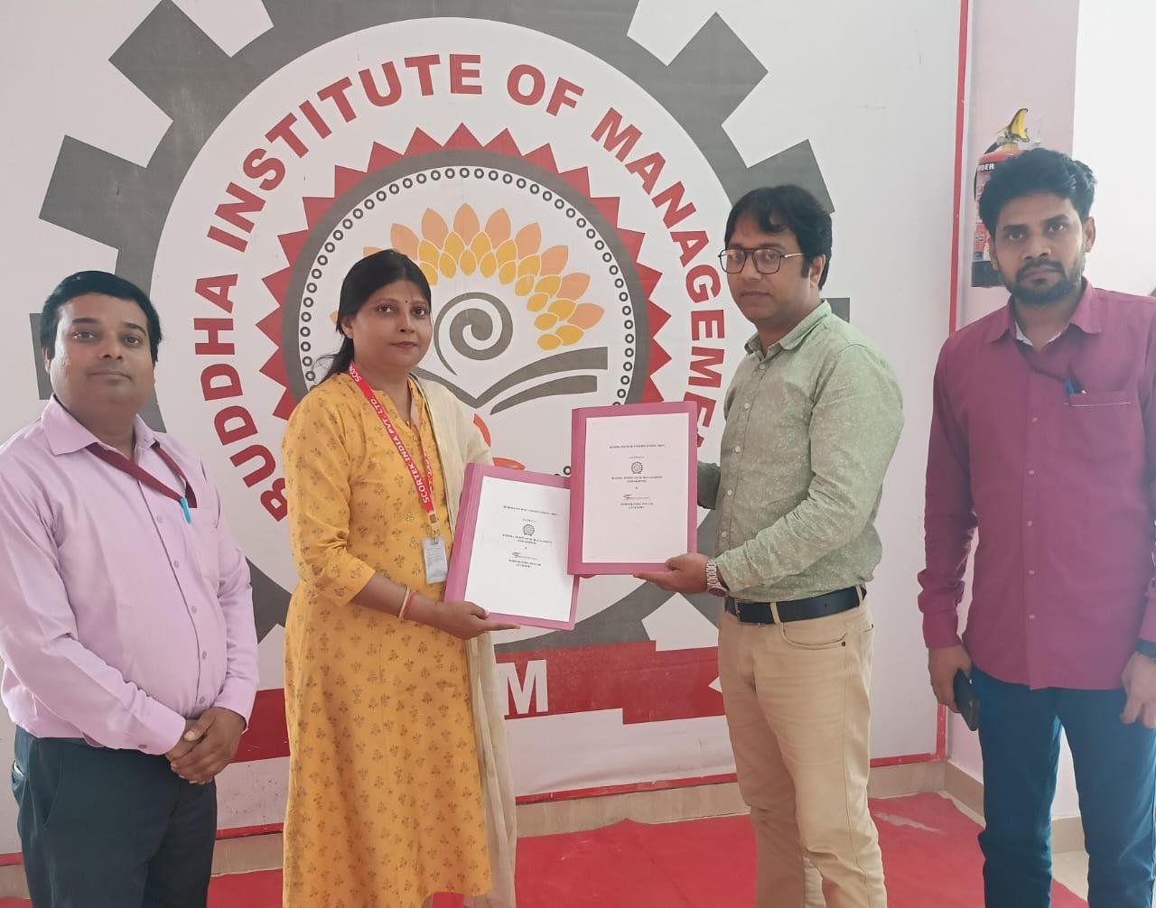 Certificate exchange at a partner management institute